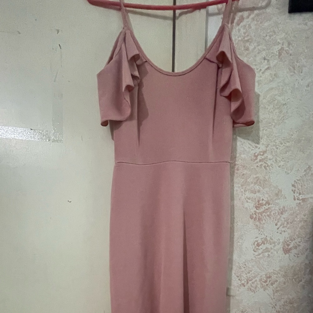 Flowy fitted dress